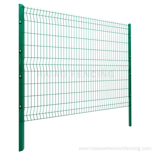 Agricultural welded wire mesh fence